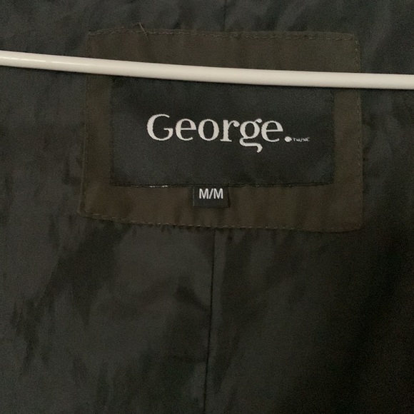 Green rain coat for women - Picture 3 of 3